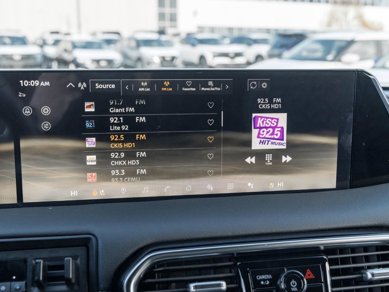 2025 Nissan Armada Platinum Reserve Photo