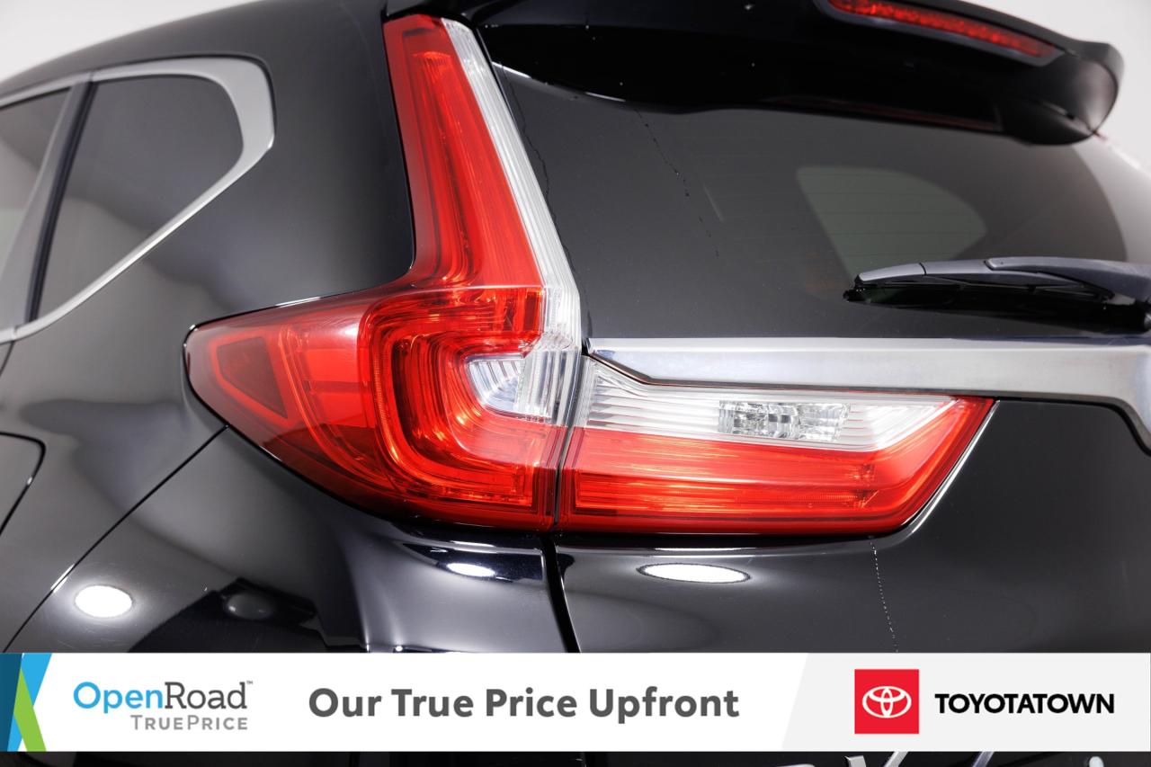 2018 Honda CR-V LX! LOW MILEAGE! LOADED! Photo