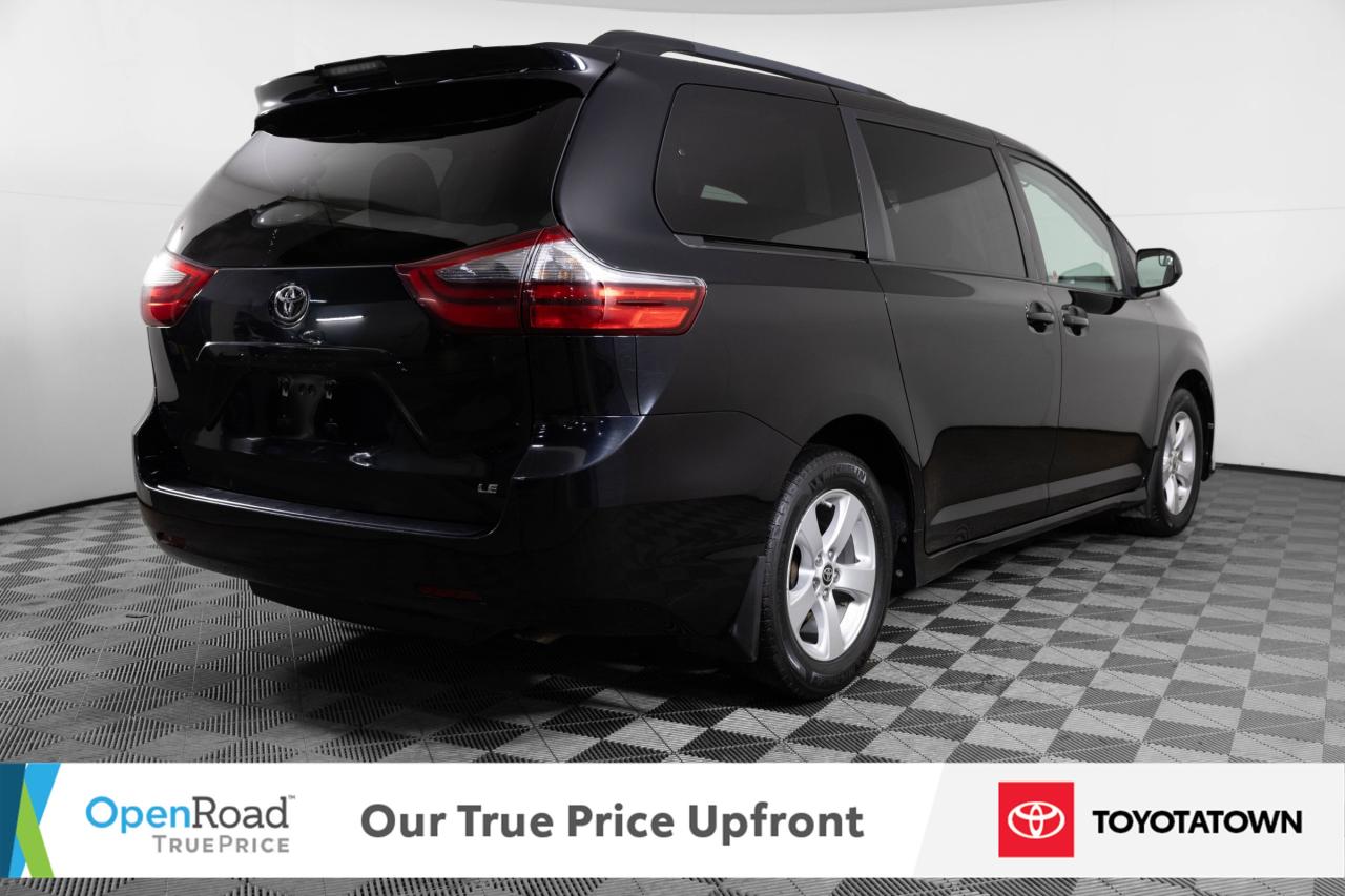 2020 Toyota Sienna LE! ACCIDENT FREE! ELIGIBLE FOR OPEN ROAD LEASING! Photo