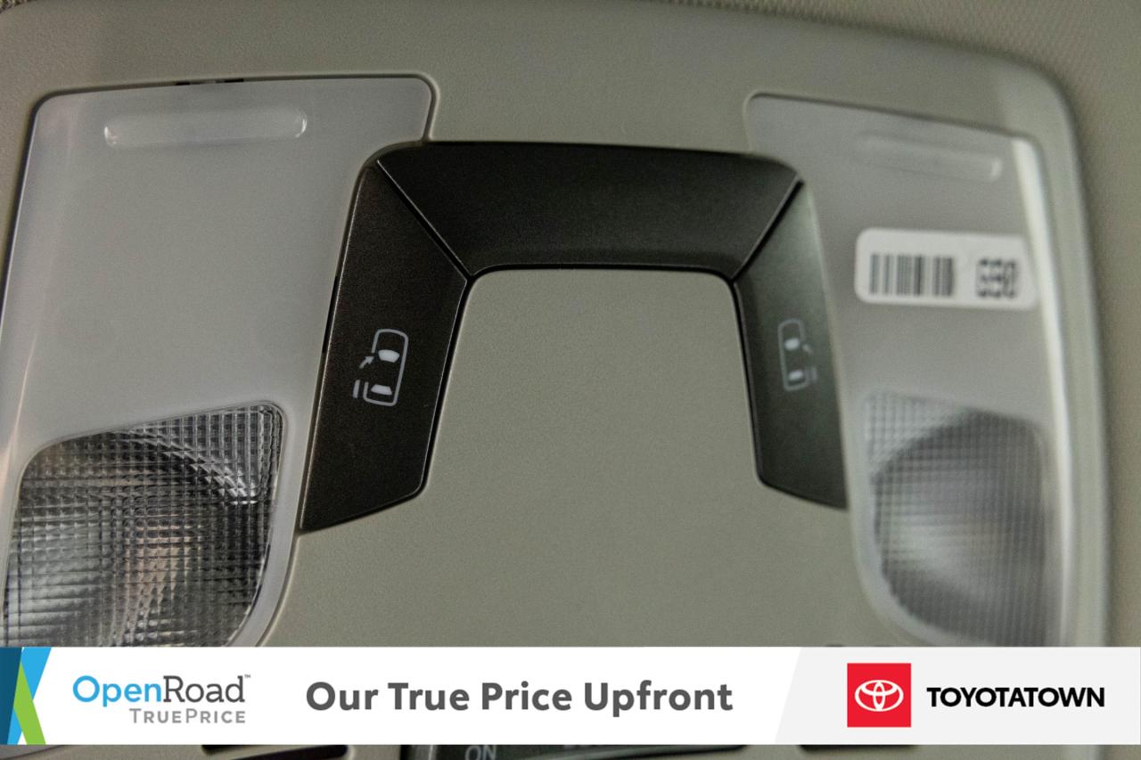 2020 Toyota Sienna LE! ACCIDENT FREE! ELIGIBLE FOR OPEN ROAD LEASING! Photo