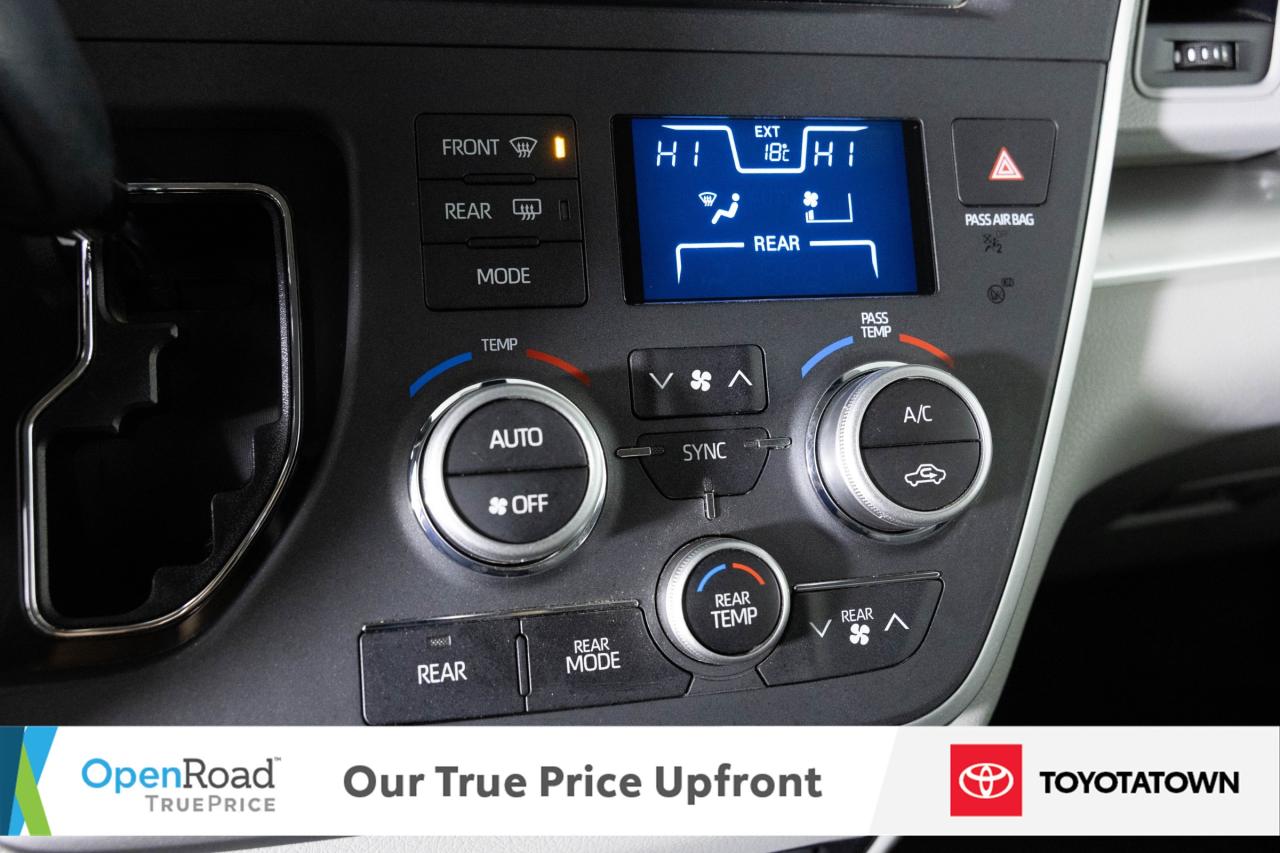 2020 Toyota Sienna LE! ACCIDENT FREE! ELIGIBLE FOR OPEN ROAD LEASING! Photo