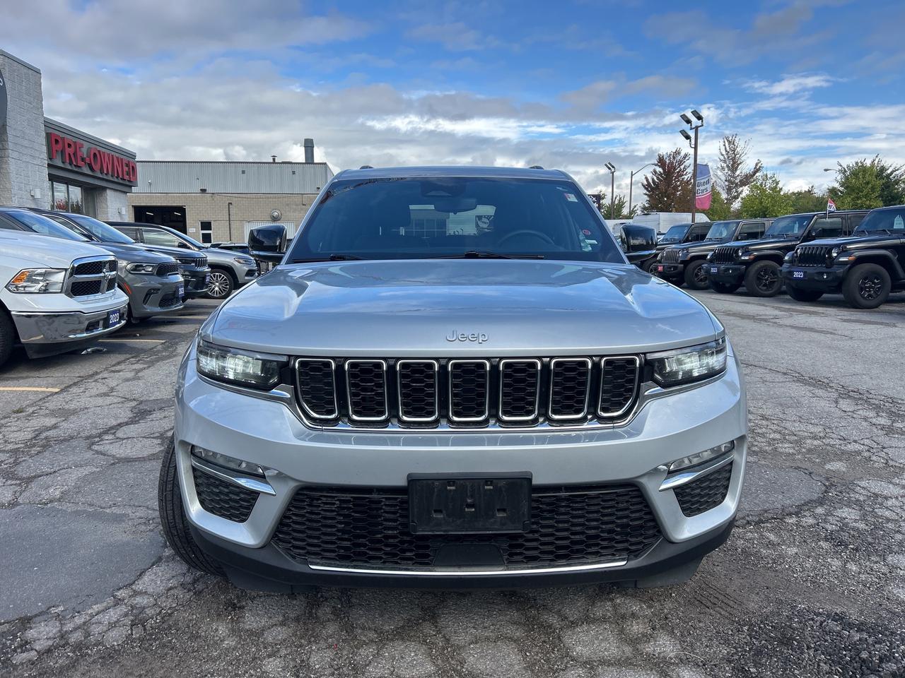 2024 Jeep Grand Cherokee Limited 4x4 w/NAV, Leather, Adaptive Cruise Photo