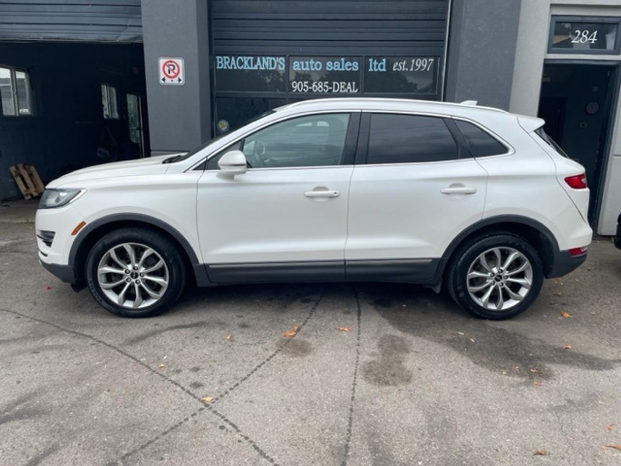 2015 Lincoln MKC AWD, PANO ROOF, NAVIGATION, AFFORDABLE ELEGANCE!! Photo