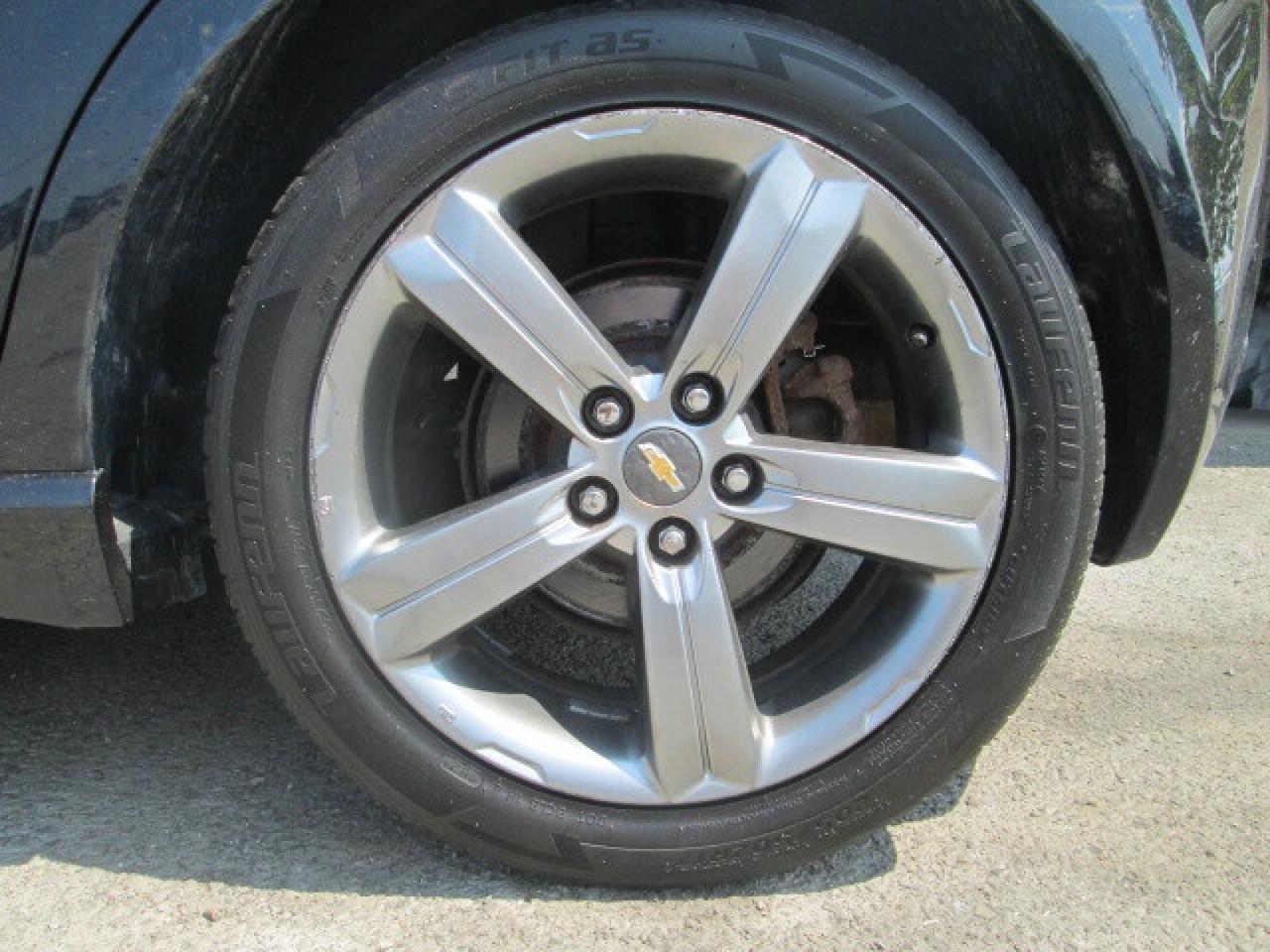 2015 Chevrolet Sonic Hatchback RS PKG, Aut, LEATHER, SUNROOF, FUN!! Photo