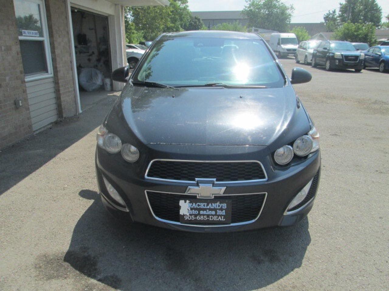 2015 Chevrolet Sonic Hatchback RS PKG, Aut, LEATHER, SUNROOF, FUN!! Photo