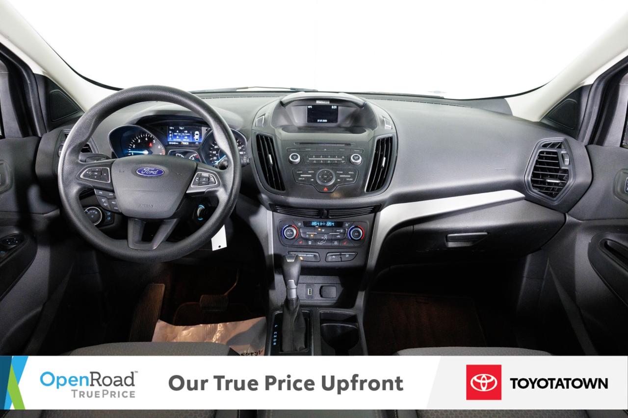 2017 Ford Escape SE! LOADED! LOW MILEAGE! Photo