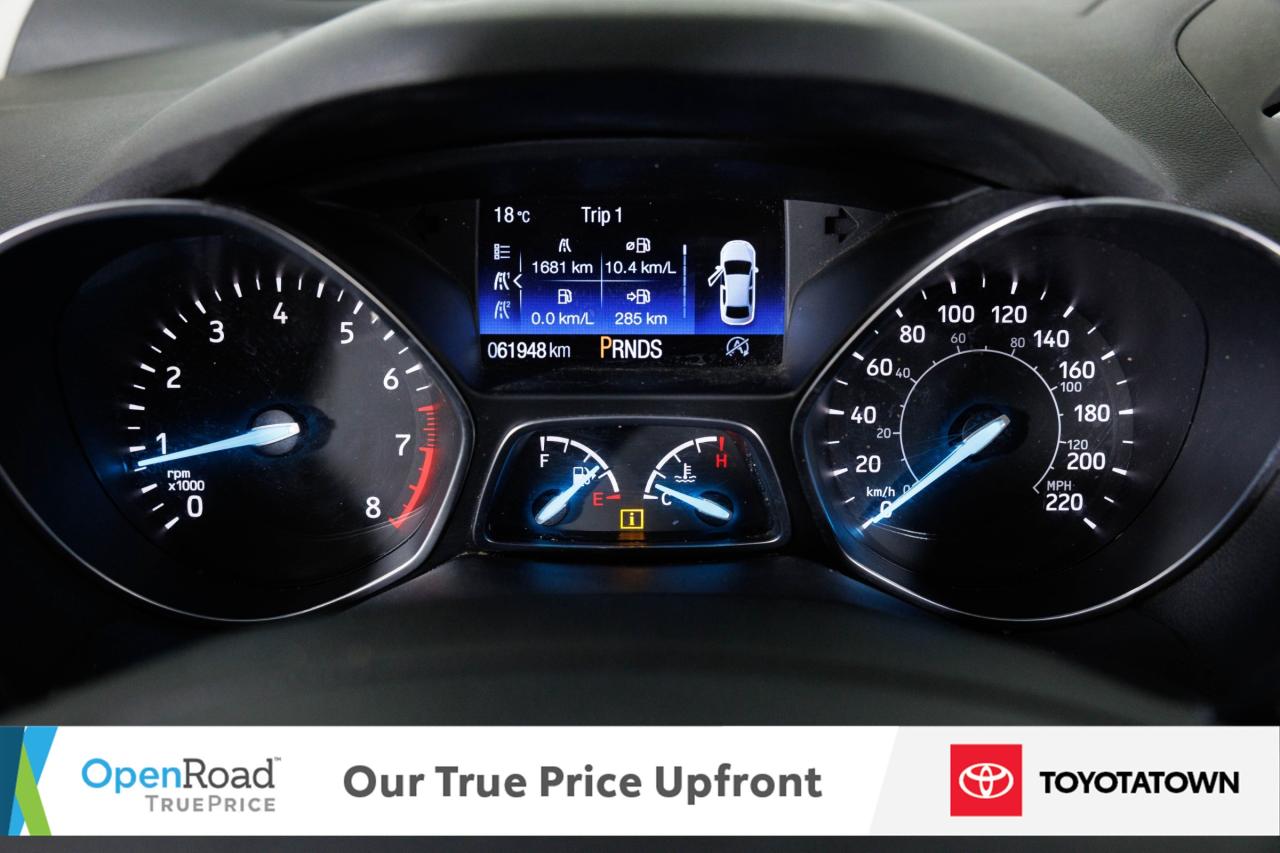 2017 Ford Escape SE! LOADED! LOW MILEAGE! Photo