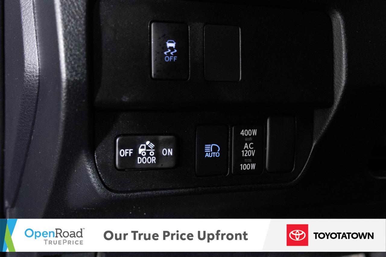 2021 Toyota Tacoma TRD SPORT PREMIUM! ACCIDENT FREE! ELIGIBLE FOR OPE Photo