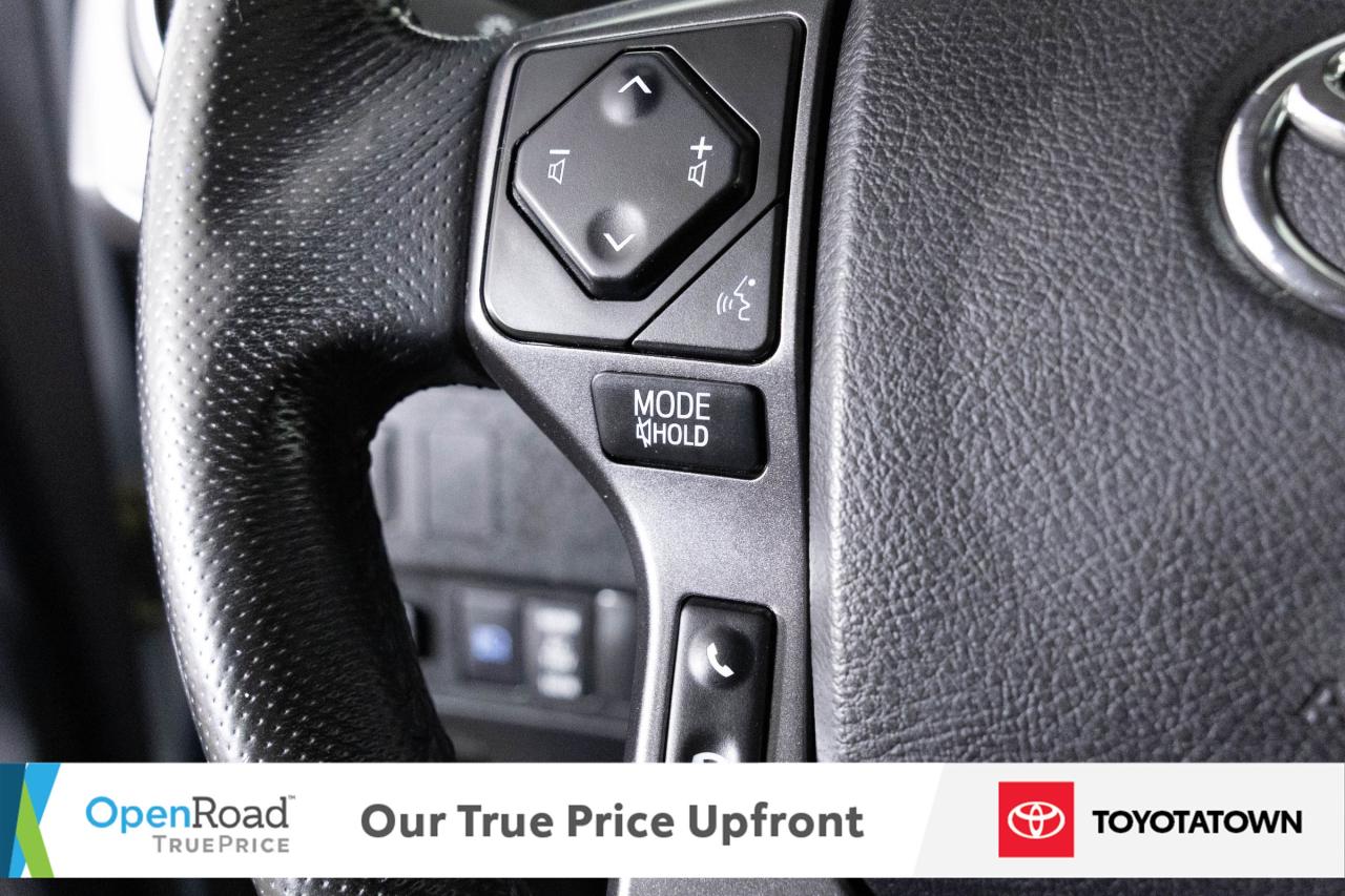 2021 Toyota Tacoma TRD SPORT PREMIUM! ACCIDENT FREE! ELIGIBLE FOR OPE Photo