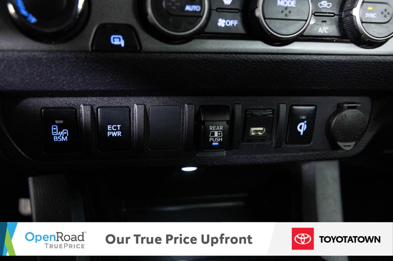 2021 Toyota Tacoma TRD SPORT PREMIUM! ACCIDENT FREE! ELIGIBLE FOR OPE Photo