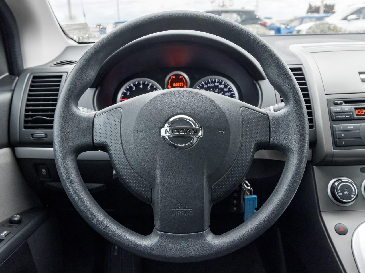 2012 Nissan Sentra 2.0 Photo