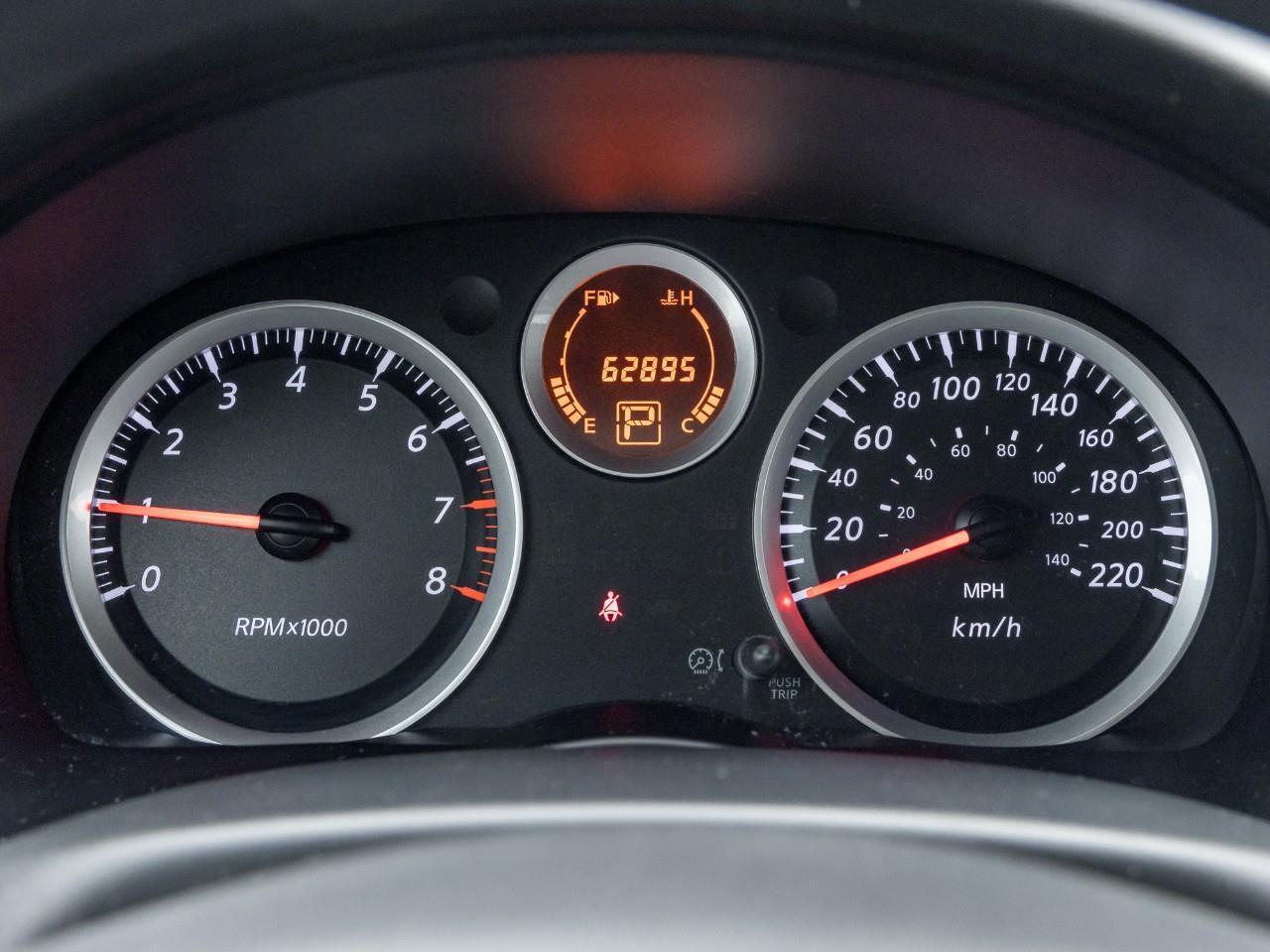 2012 Nissan Sentra 2.0 Photo