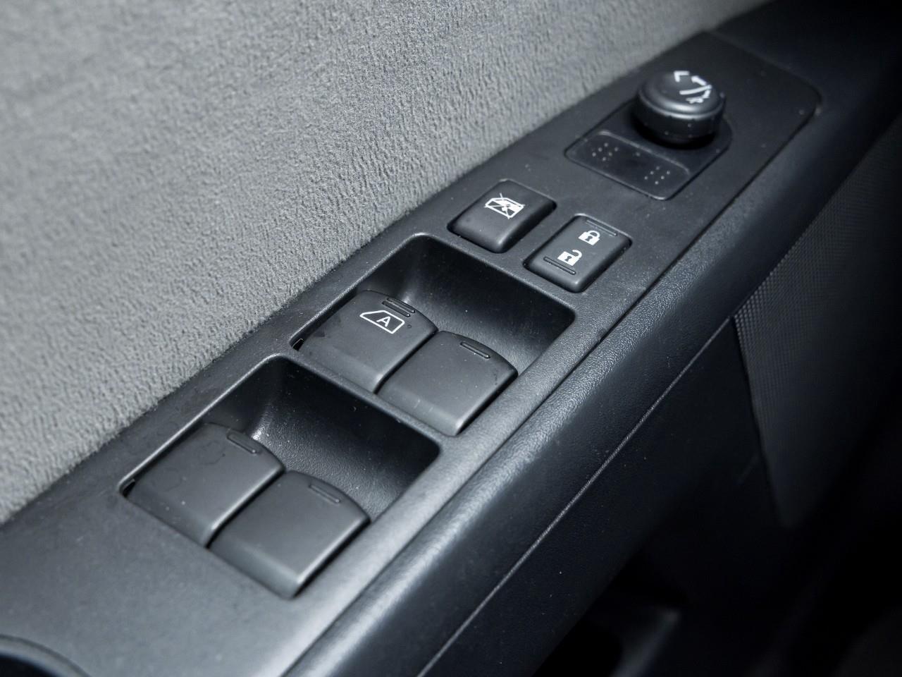 2012 Nissan Sentra 2.0 Photo