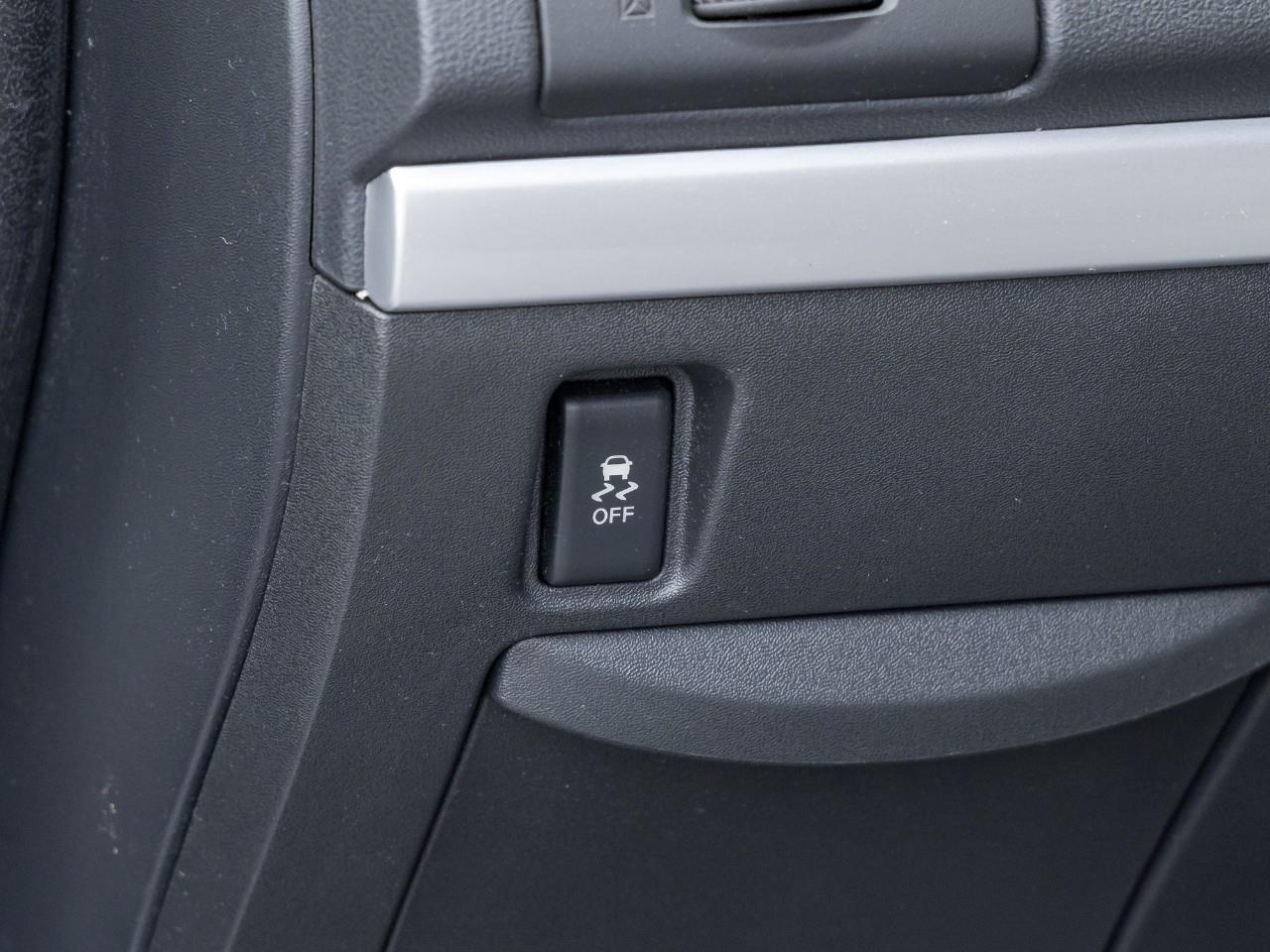 2012 Nissan Sentra 2.0 Photo