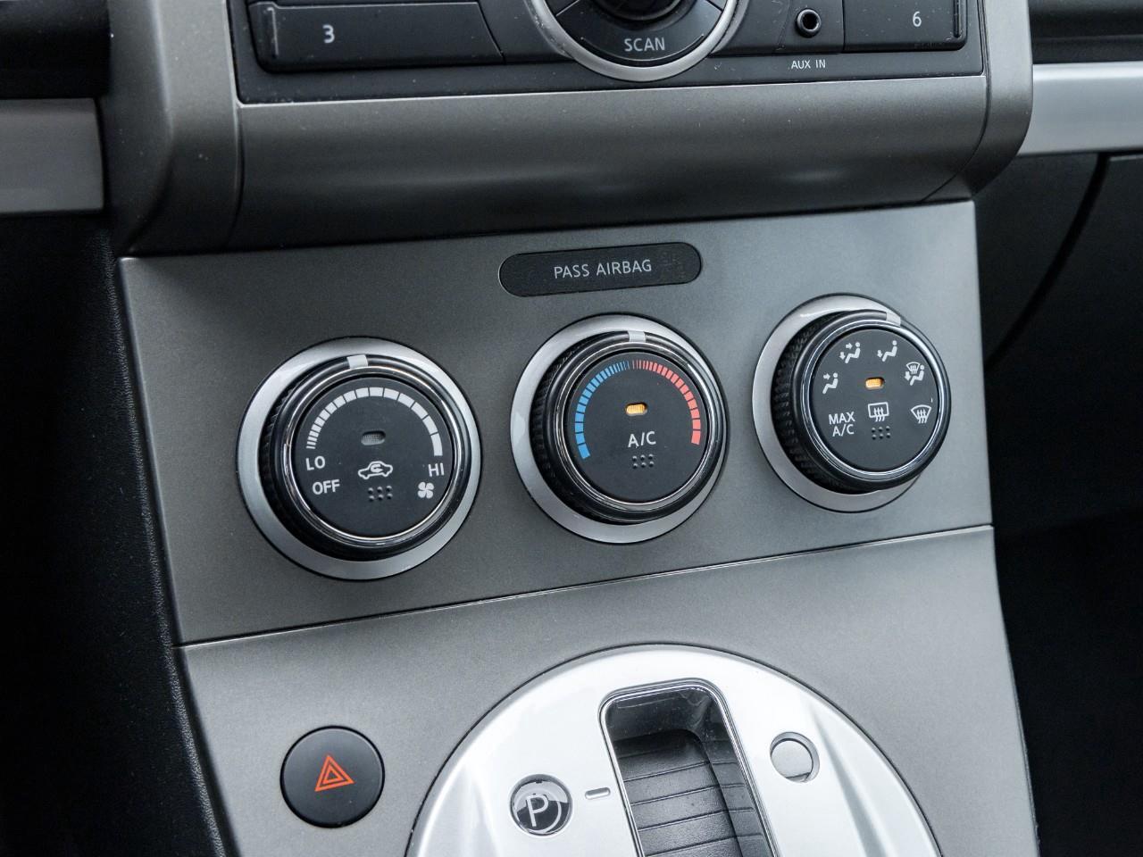 2012 Nissan Sentra 2.0 Photo