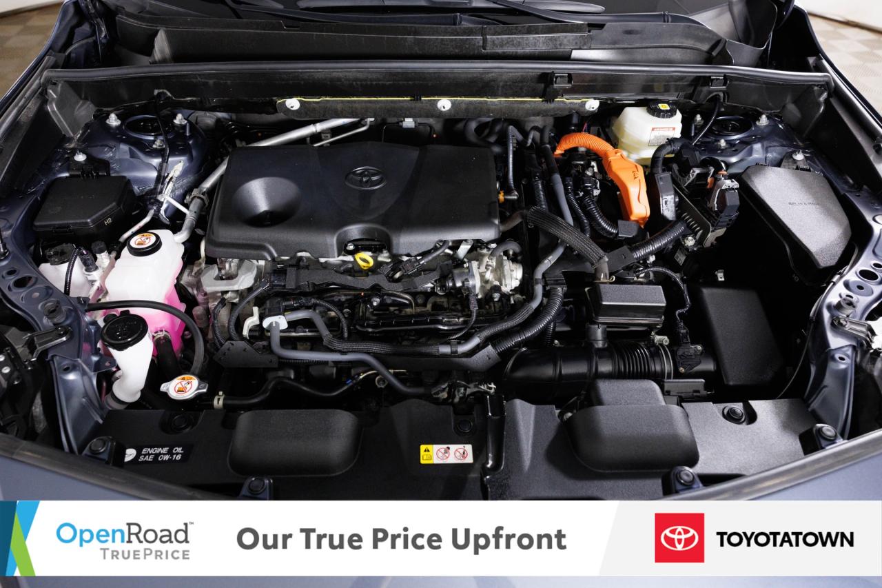 2024 Toyota Venza LE! CERTIFIED PRE OWNED! ACCIDENT FREE! ELIGIBLE F Photo