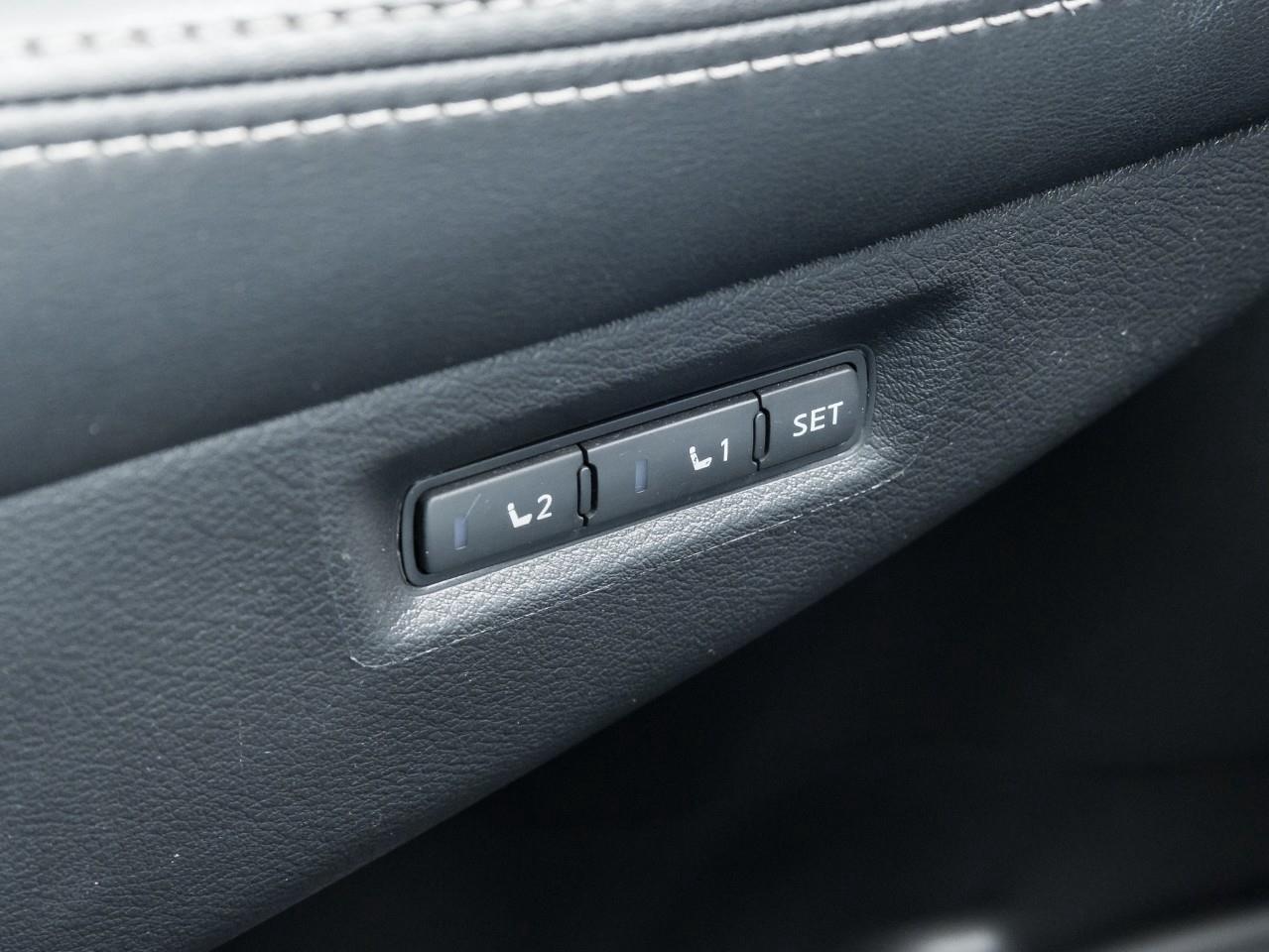 2017 Nissan Murano Platinum Photo