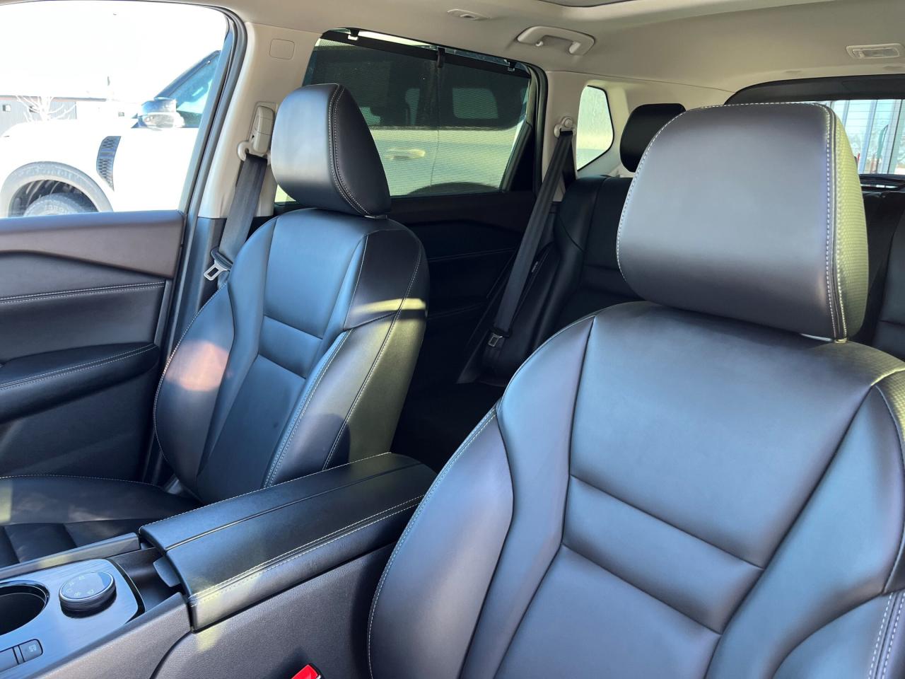 2023 Nissan Rogue Midnight Edition AWD Photo