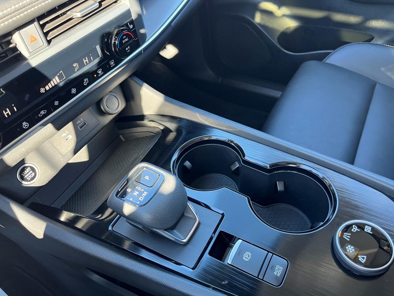 2023 Nissan Rogue Midnight Edition AWD Photo