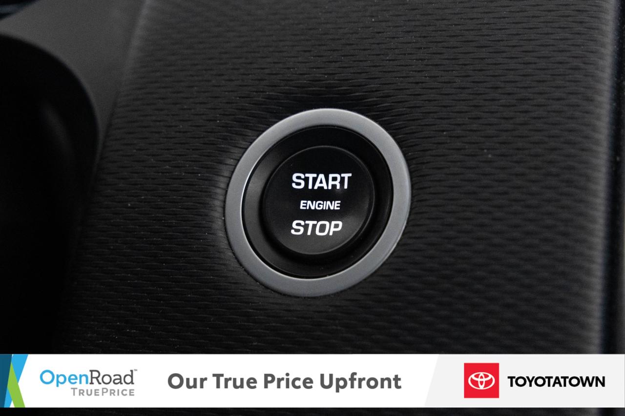 2020 Land Rover Discovery Sport R-DYNAMIC SE! LOADED! ACCIDENT FREE! ELIGIBLE FOR Photo