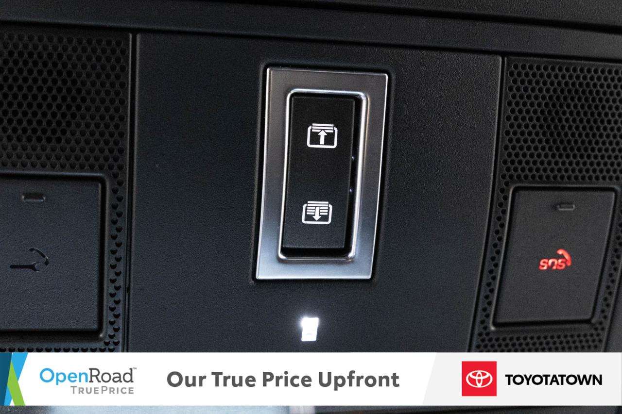 2020 Land Rover Discovery Sport R-DYNAMIC SE! LOADED! ACCIDENT FREE! ELIGIBLE FOR Photo