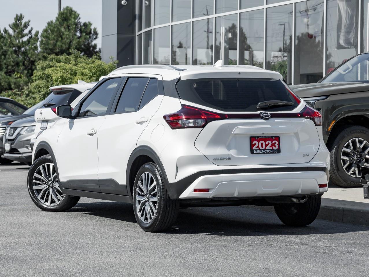 2023 Nissan Kicks SV Photo4