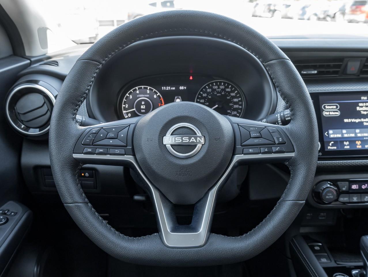 2023 Nissan Kicks SV Photo