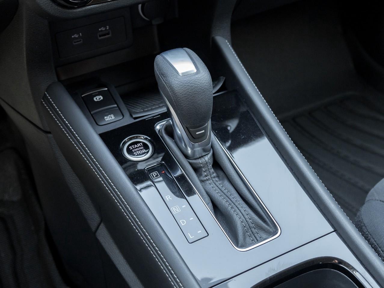 2023 Nissan Kicks SV Photo