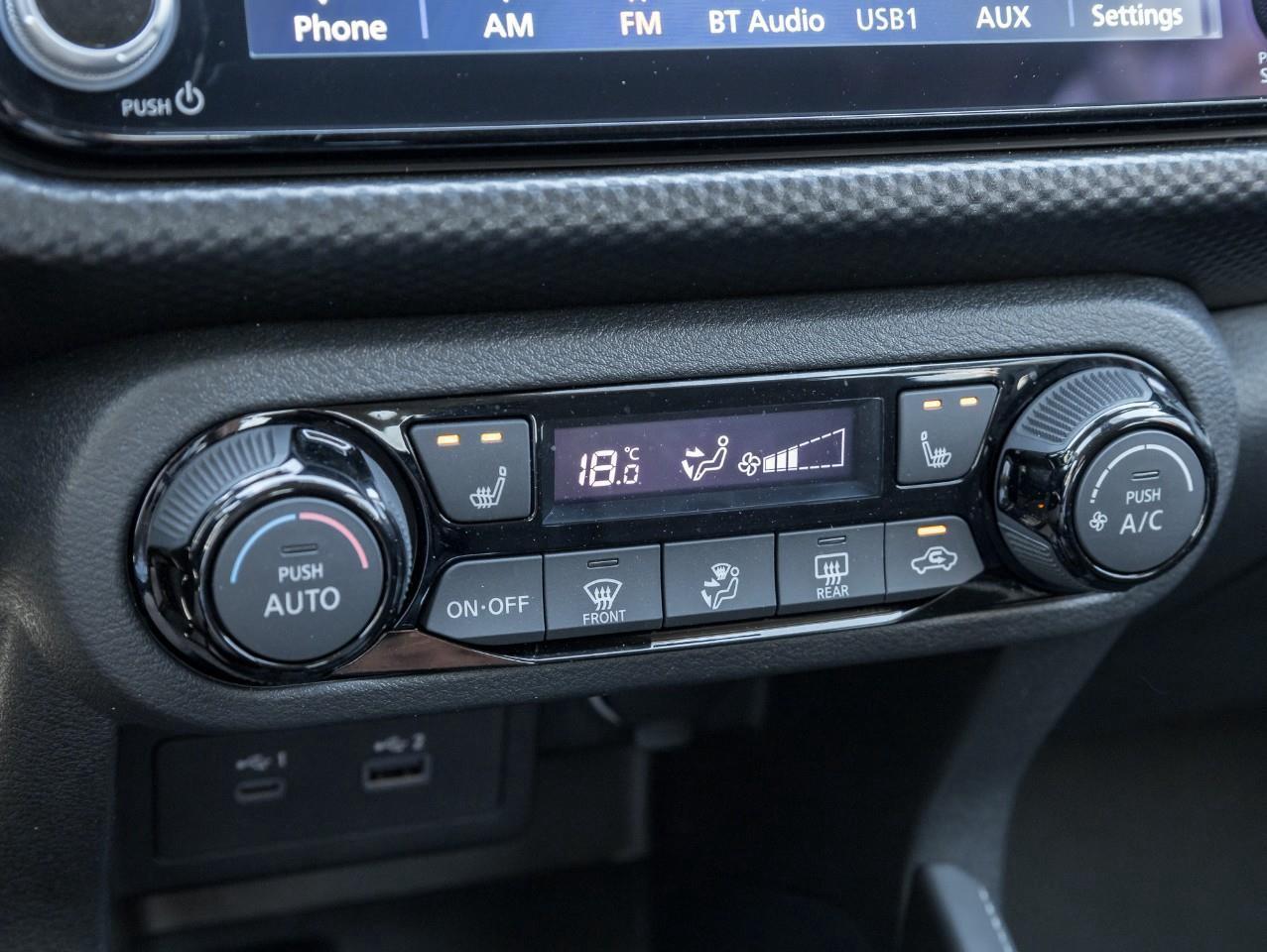 2023 Nissan Kicks SV Photo