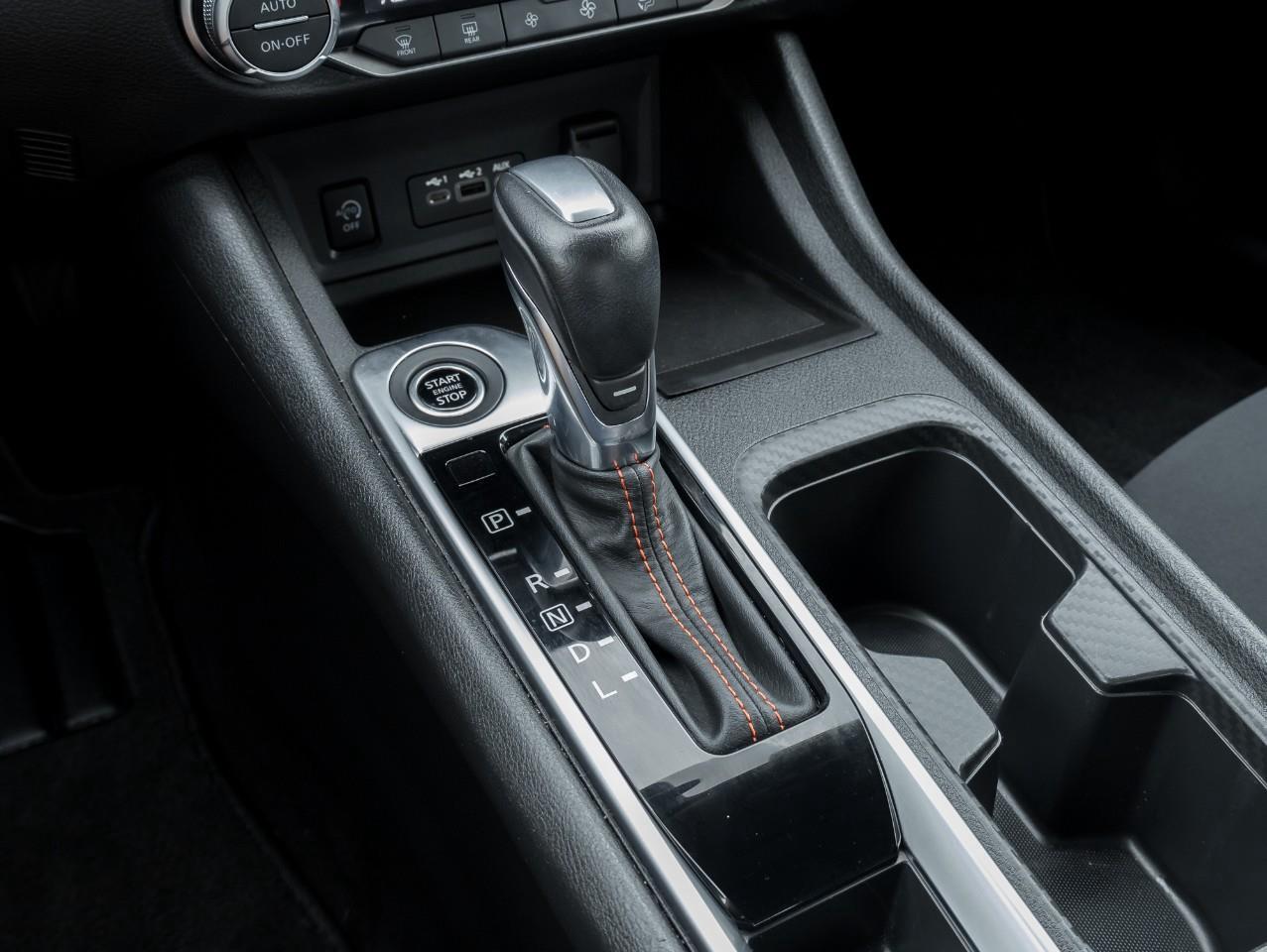 2024 Nissan Sentra SR Photo