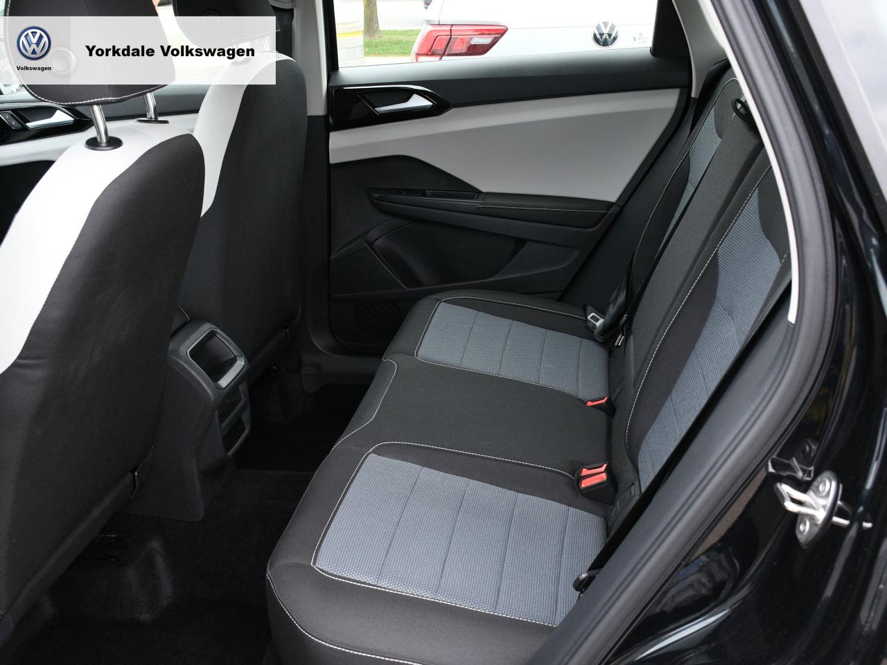 2025 Volkswagen Taos  Photo