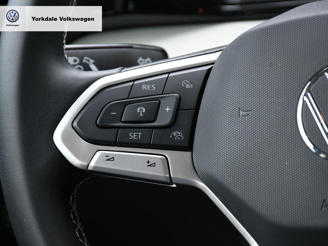 2025 Volkswagen Taos  Photo