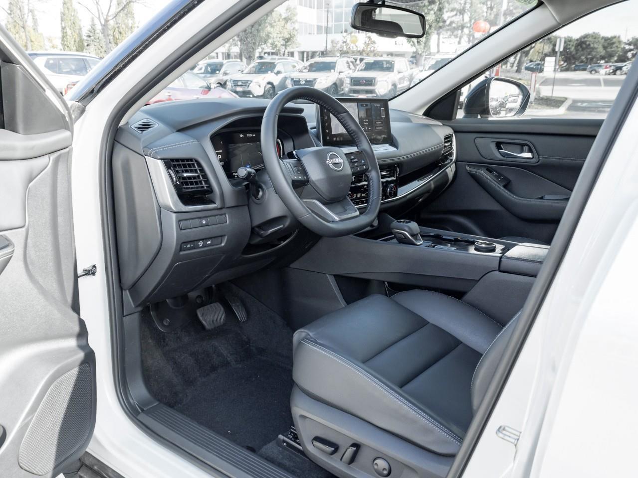 2025 Nissan Rogue SL Photo