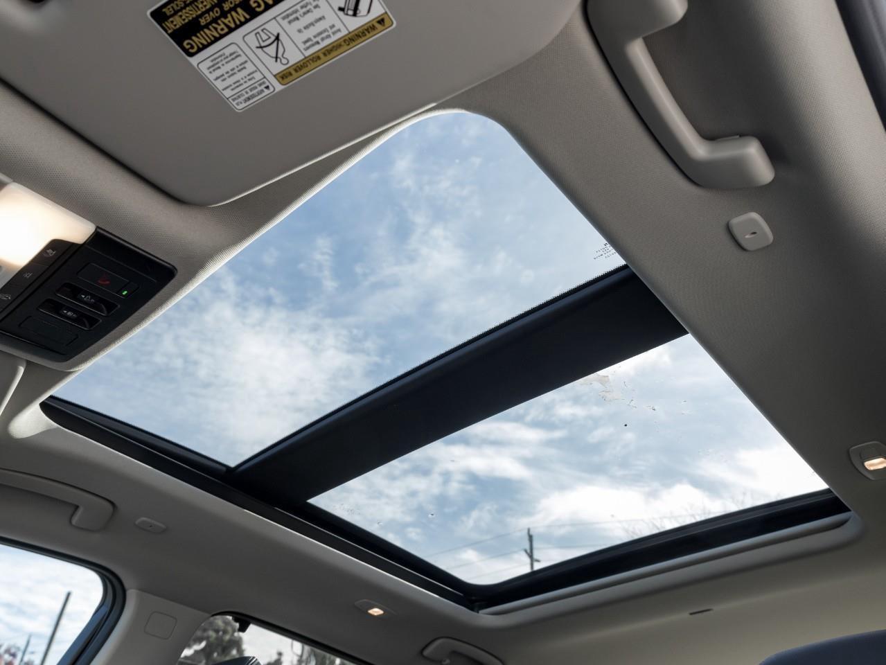 2025 Nissan Rogue SL Photo