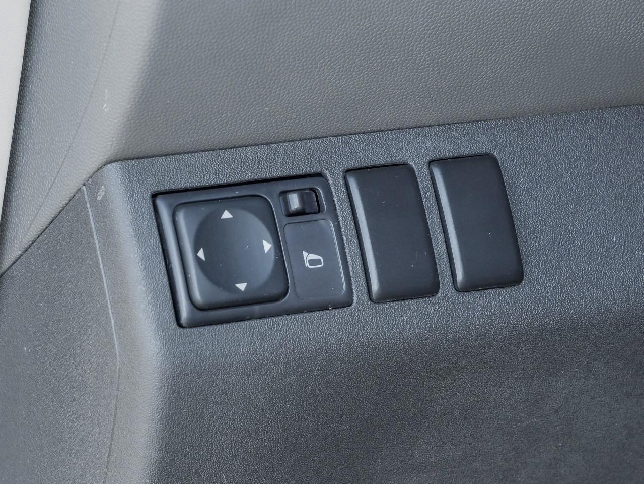 2014 Nissan Xterra S Photo