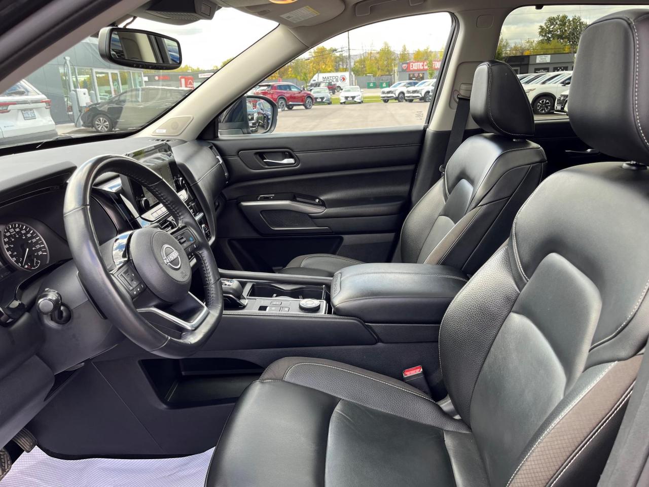 2022 Nissan Pathfinder SL PREMIUM 4WD Photo