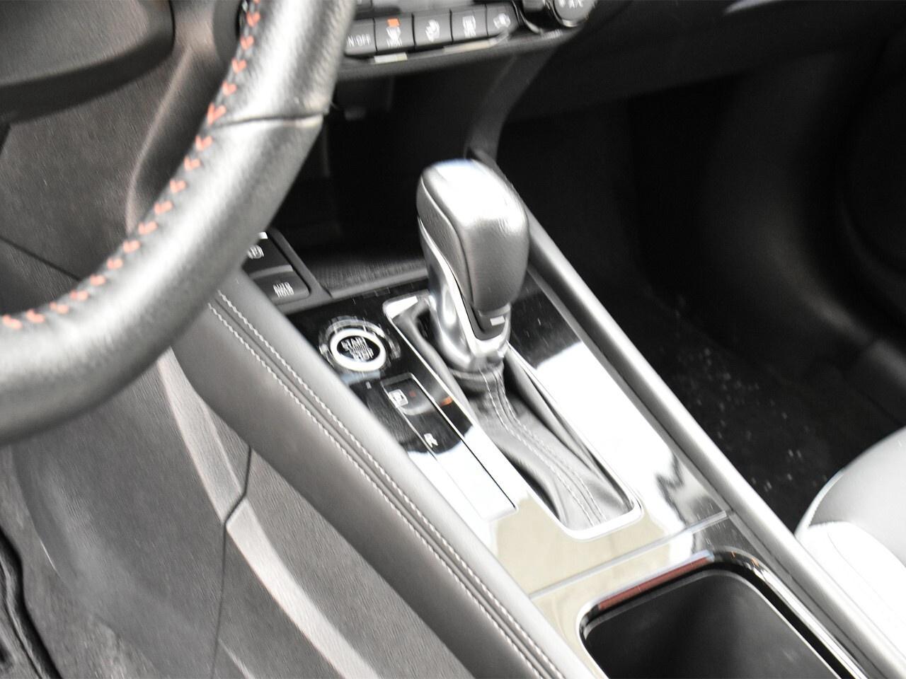 2021 Nissan Kicks SR PREMIUM, BOSE AUDIO, 360 MONITOR Photo