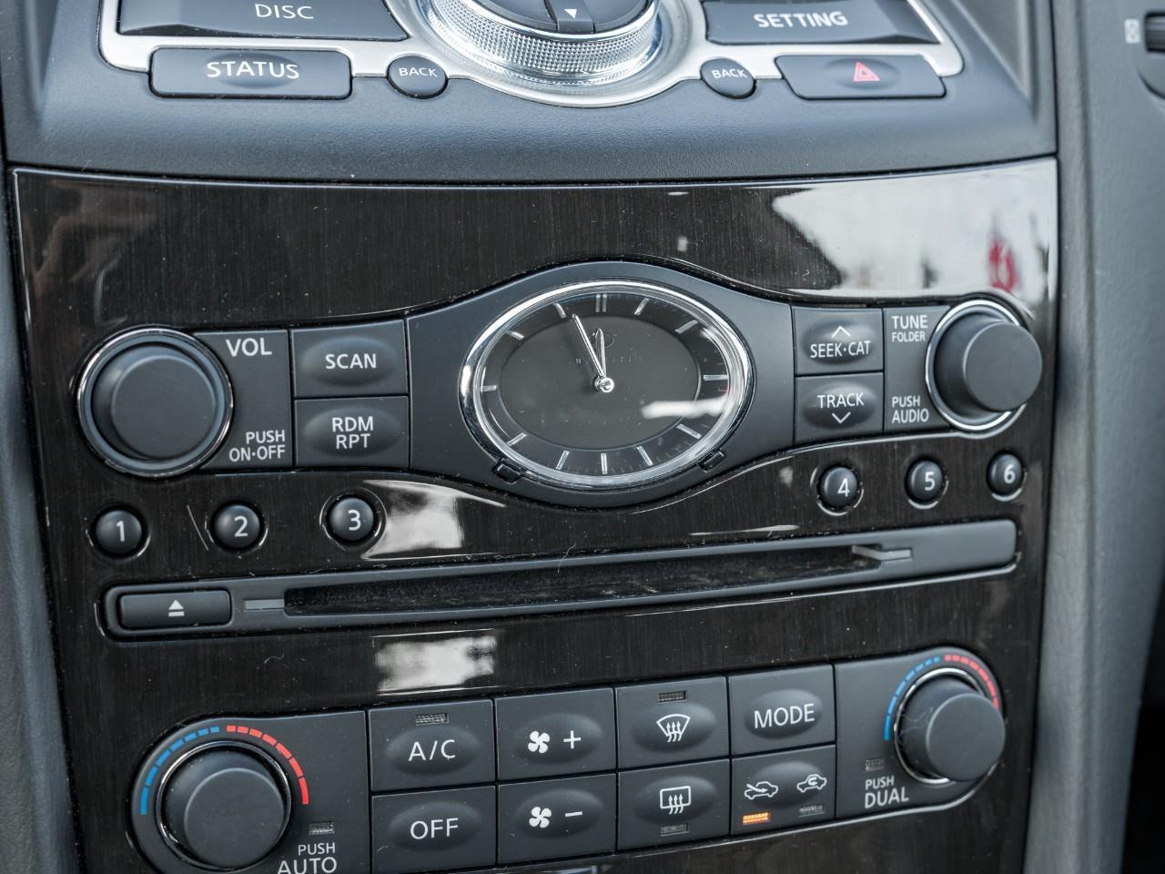 2017 Infiniti QX50 AWD, NEW TIRES AND BRAKES Photo