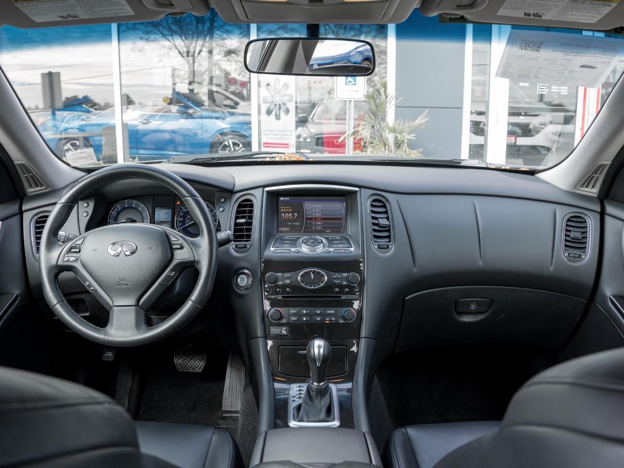 2017 Infiniti QX50 AWD, NEW TIRES AND BRAKES Photo