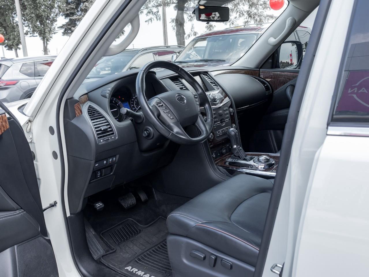 2020 Nissan Armada Platinum Photo