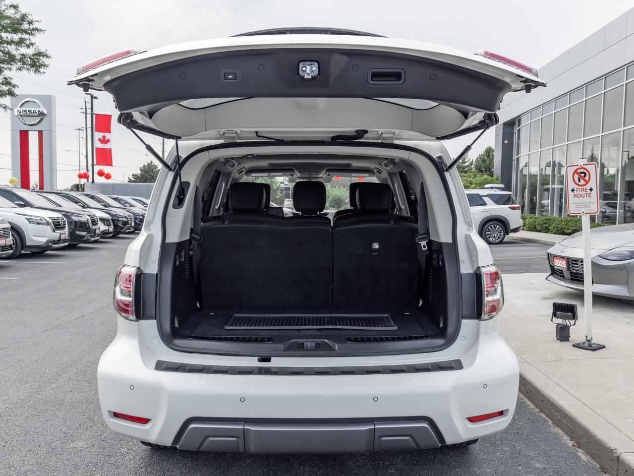 2020 Nissan Armada Platinum Photo