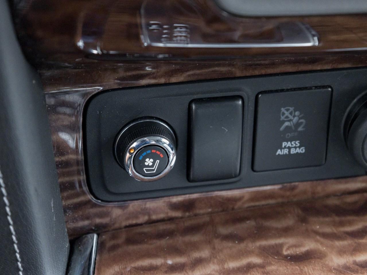 2020 Nissan Armada Platinum Photo