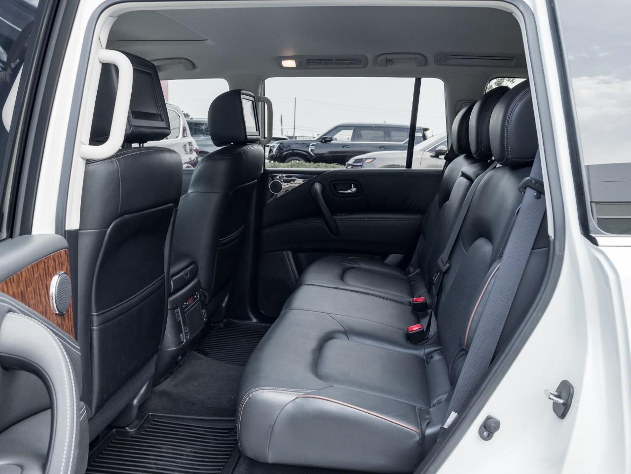 2020 Nissan Armada Platinum Photo