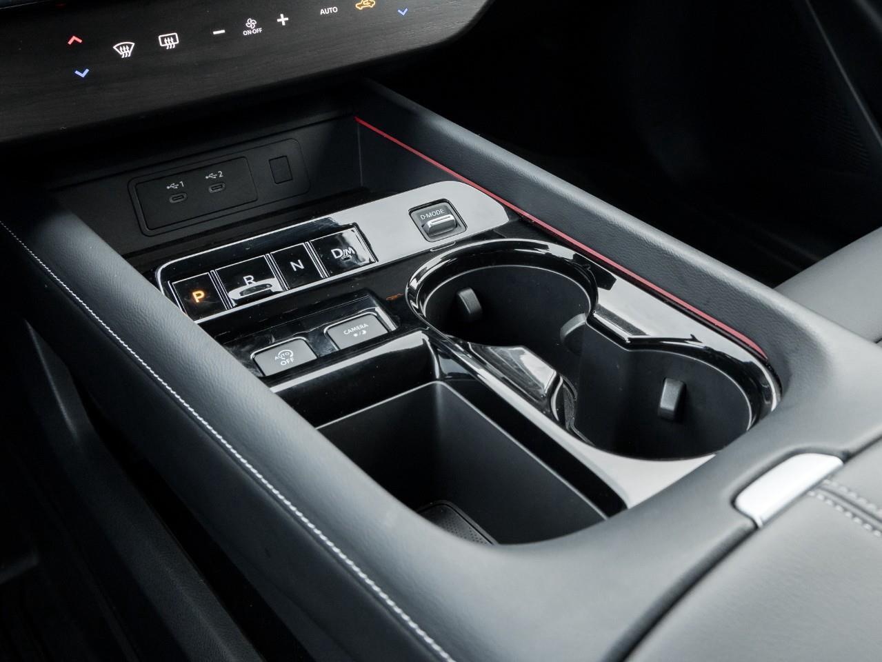 2025 Nissan Murano SL Photo