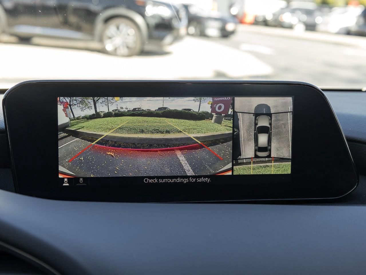 2022 Mazda MAZDA3 GT Photo