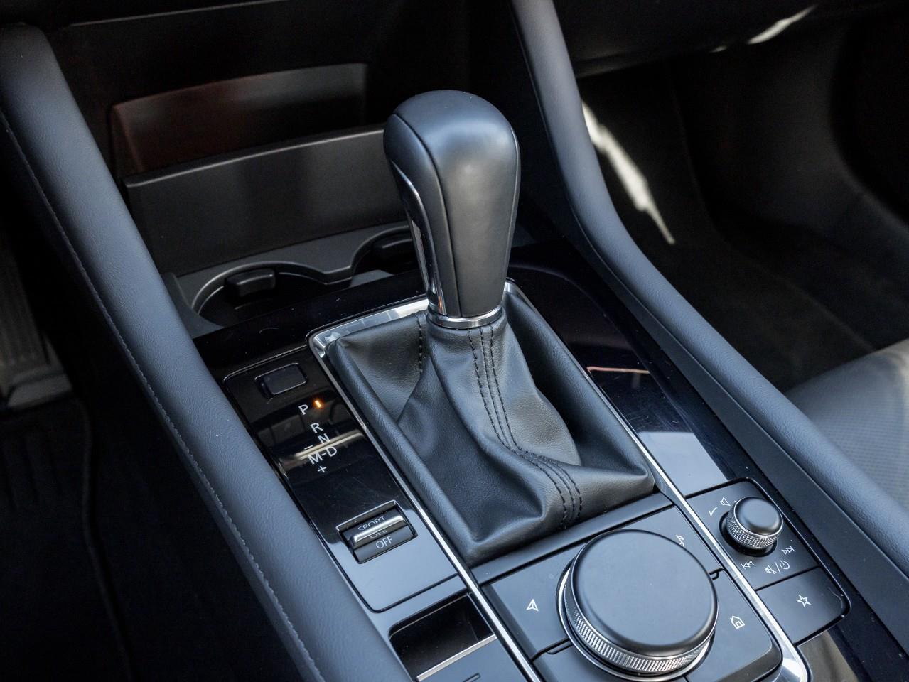 2022 Mazda MAZDA3 GT Photo