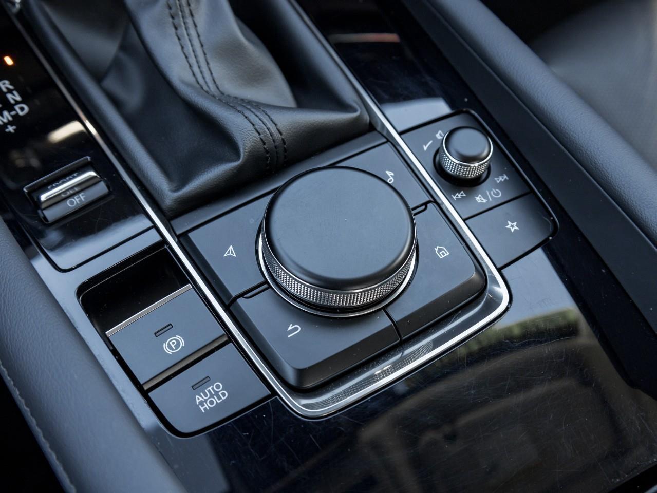 2022 Mazda MAZDA3 GT Photo