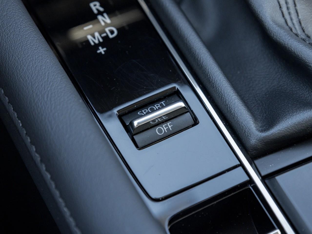 2022 Mazda MAZDA3 GT Photo