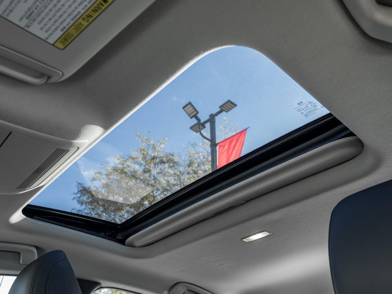 2022 Mazda MAZDA3 GT Photo