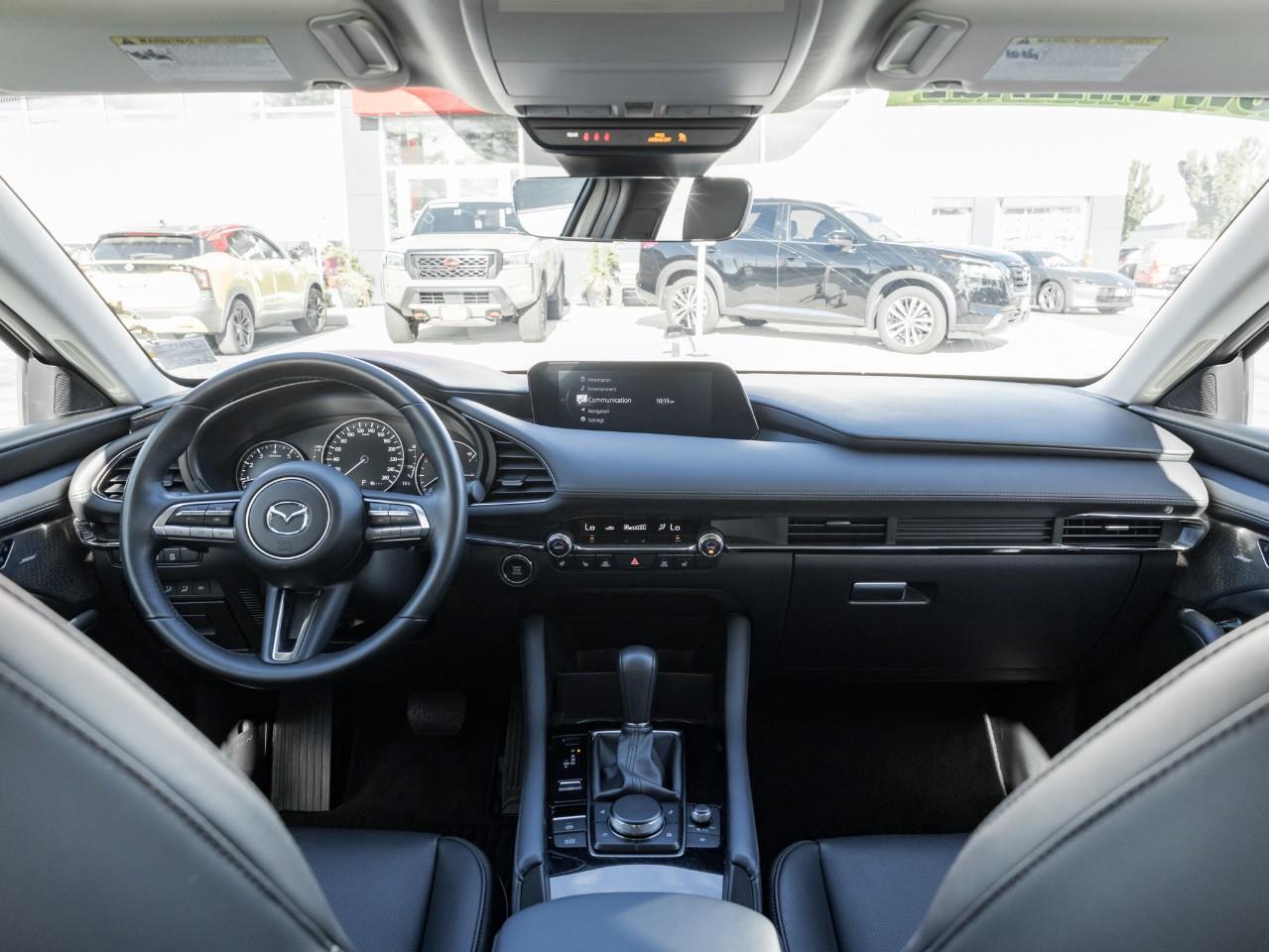 2022 Mazda MAZDA3 GT Photo